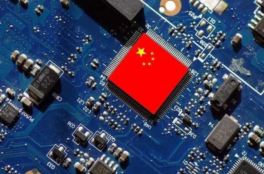 挡不住中国，芯片巨头“逼宫”了 | 环球人物评