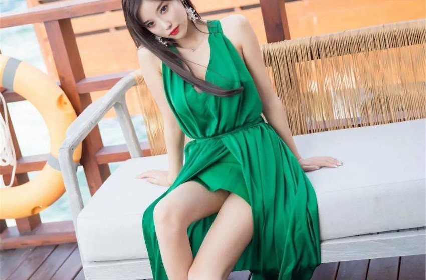 杨晨晨穿搭大公开：绿色连衣裙，夏日必备！穿搭秘籍点亮整个夏天