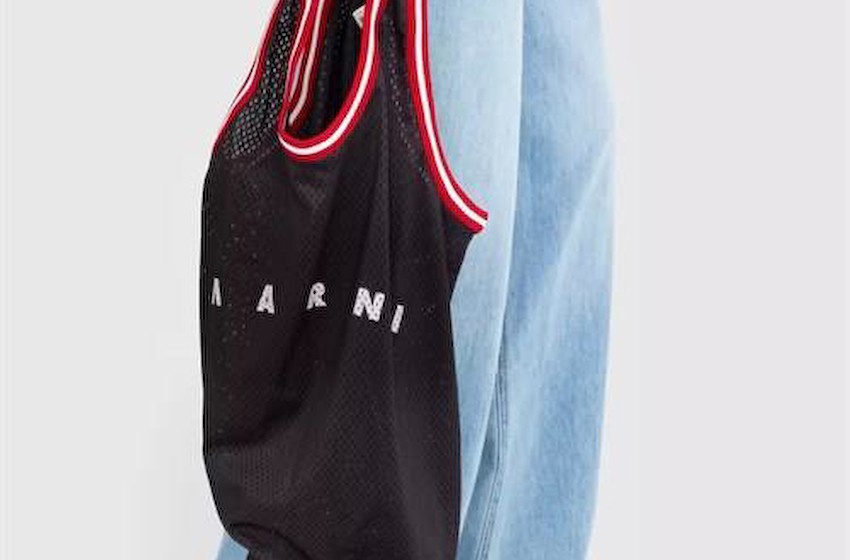 看起来和篮球球衣一样的奢侈包袋 Marni又整活了