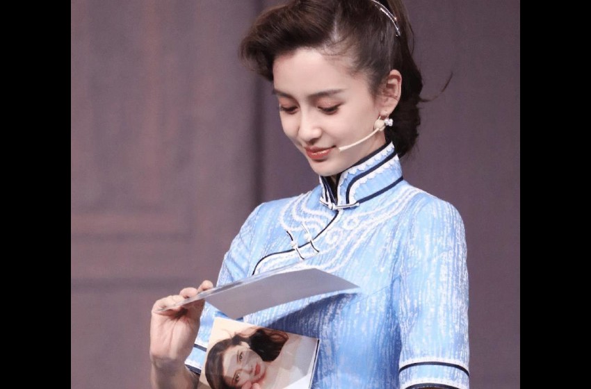 31岁杨颖穿旗袍上《王牌》，有谁注意她的肚子，真实状态一目了然