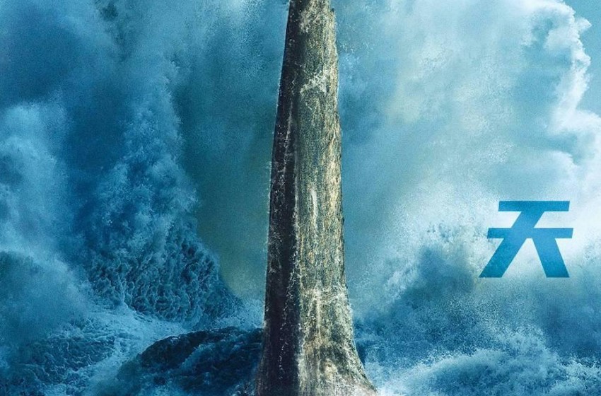 福利｜《巨齿鲨2：深渊》吴京7000米海底打“怪兽”啦