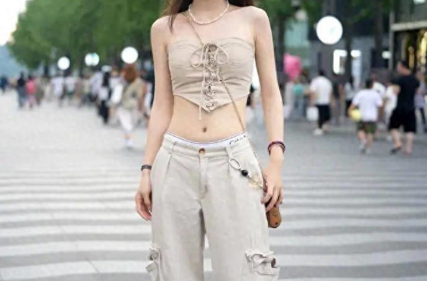 上海女孩的街拍让我惊叹不已！满街都是裤装，却比短裙更时髦有型