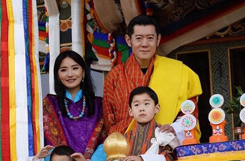 不丹王后三胎生了一位小公主！王室刚刚官宣了，真是人生赢家啊