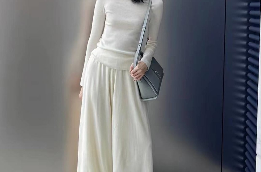春季流行“白色毛衣”，优雅气质有高级感，配长裙、裤子真好看！